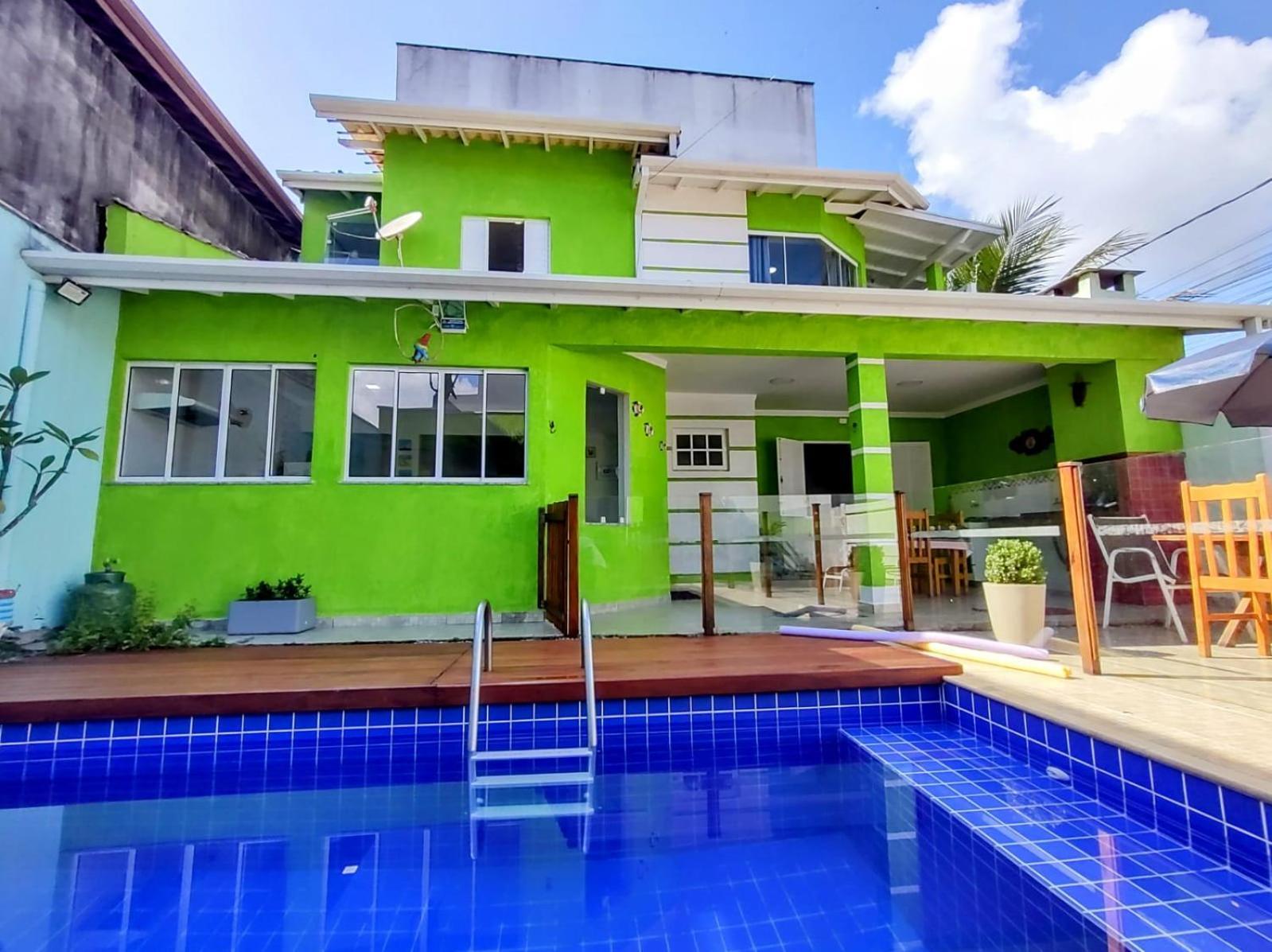 Casa Com Piscina *